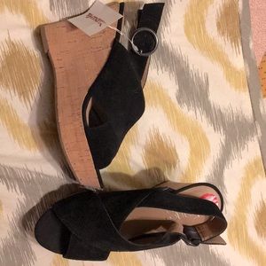 Franco Sarto Suede wedges